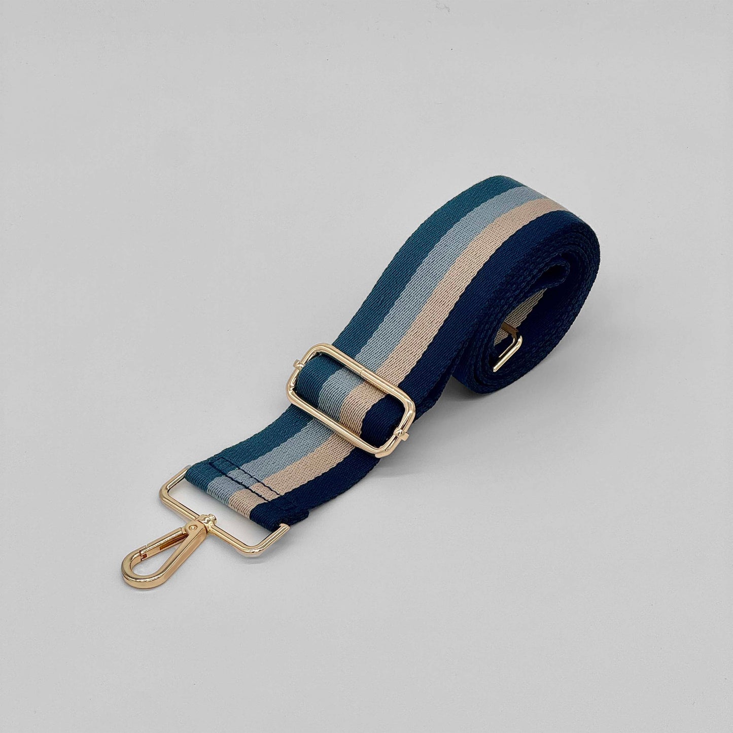 Taschenriemen mit blauen Streifen