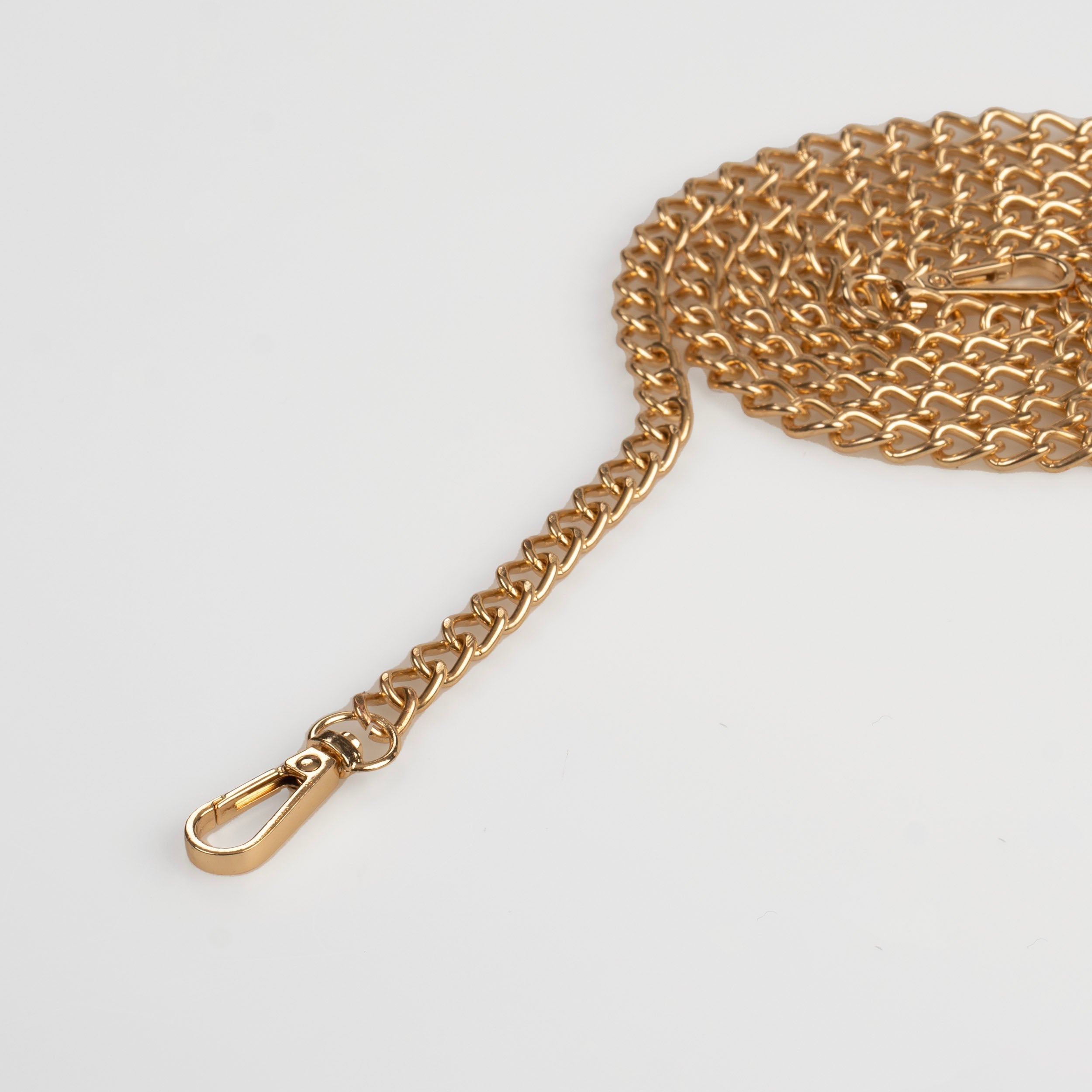 Goldener Kabelketten-Taschenriemen