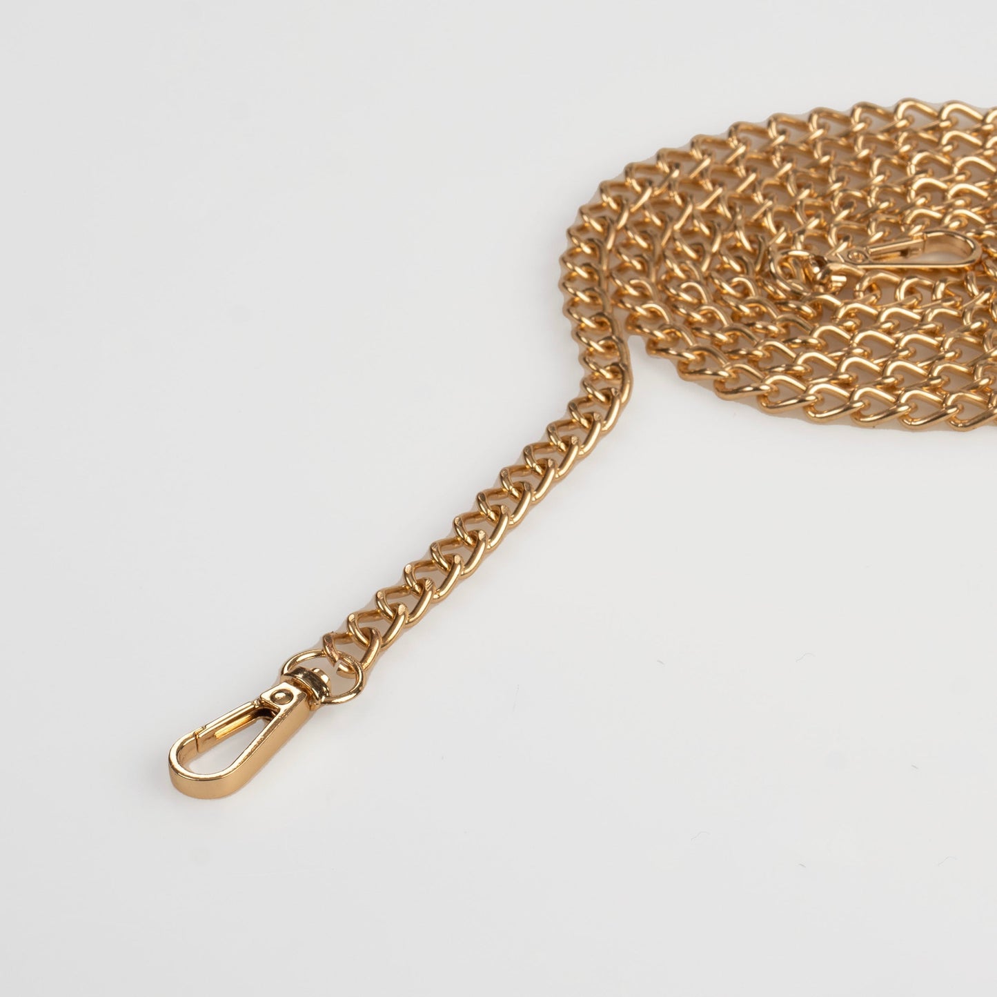 Goldener Kabelketten-Taschenriemen